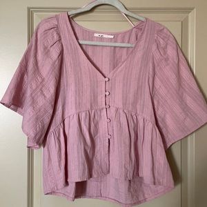 NWOT Francesca’s Cropped Button Blouse